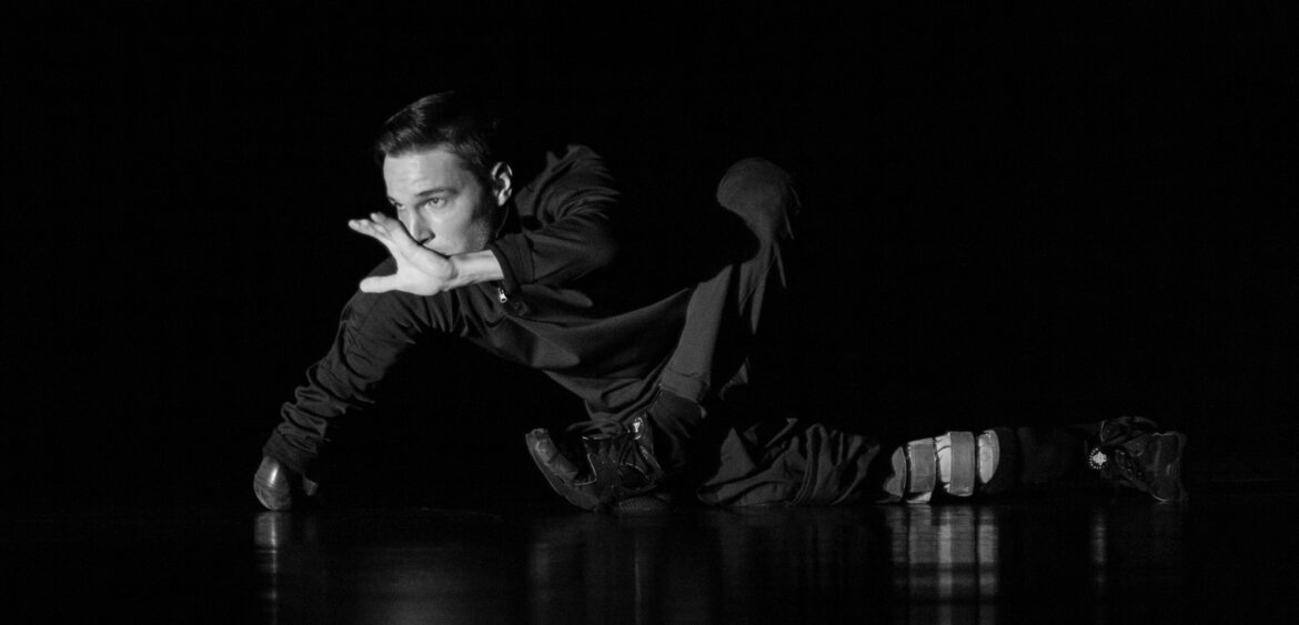 International B-Boy dance crew ILL-ABILITIES performs its new, full-length show «Dis-Connect» at the Miami-Dade County Auditorium.